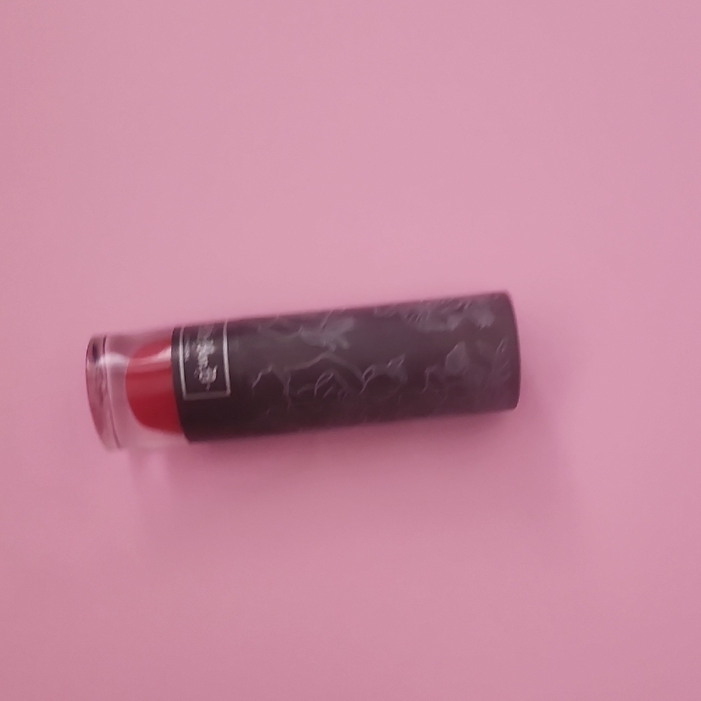 Kat Von D Studded Kiss Crème Lipstick – Santa Sangre Discont.NEW Not Swatched - Picture 5 of 8